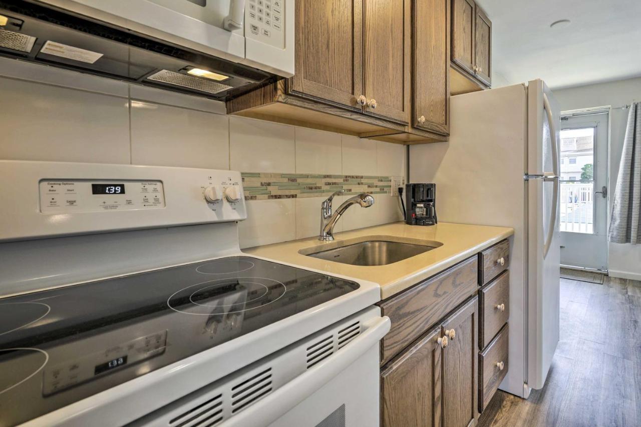 Brigantine Vacation Rental - Walk To Beach! Екстер'єр фото